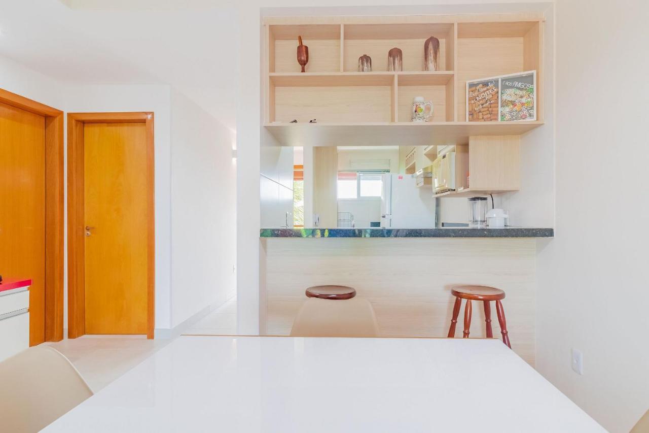 Gb67 Otimo Apartamento 2 Suites - Guarajuba Kültér fotó
