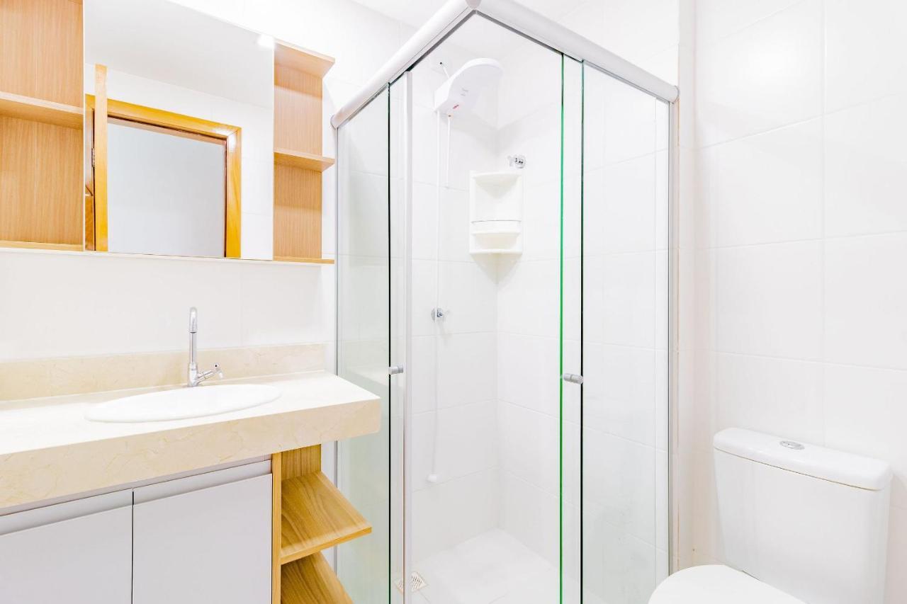Gb67 Otimo Apartamento 2 Suites - Guarajuba Kültér fotó