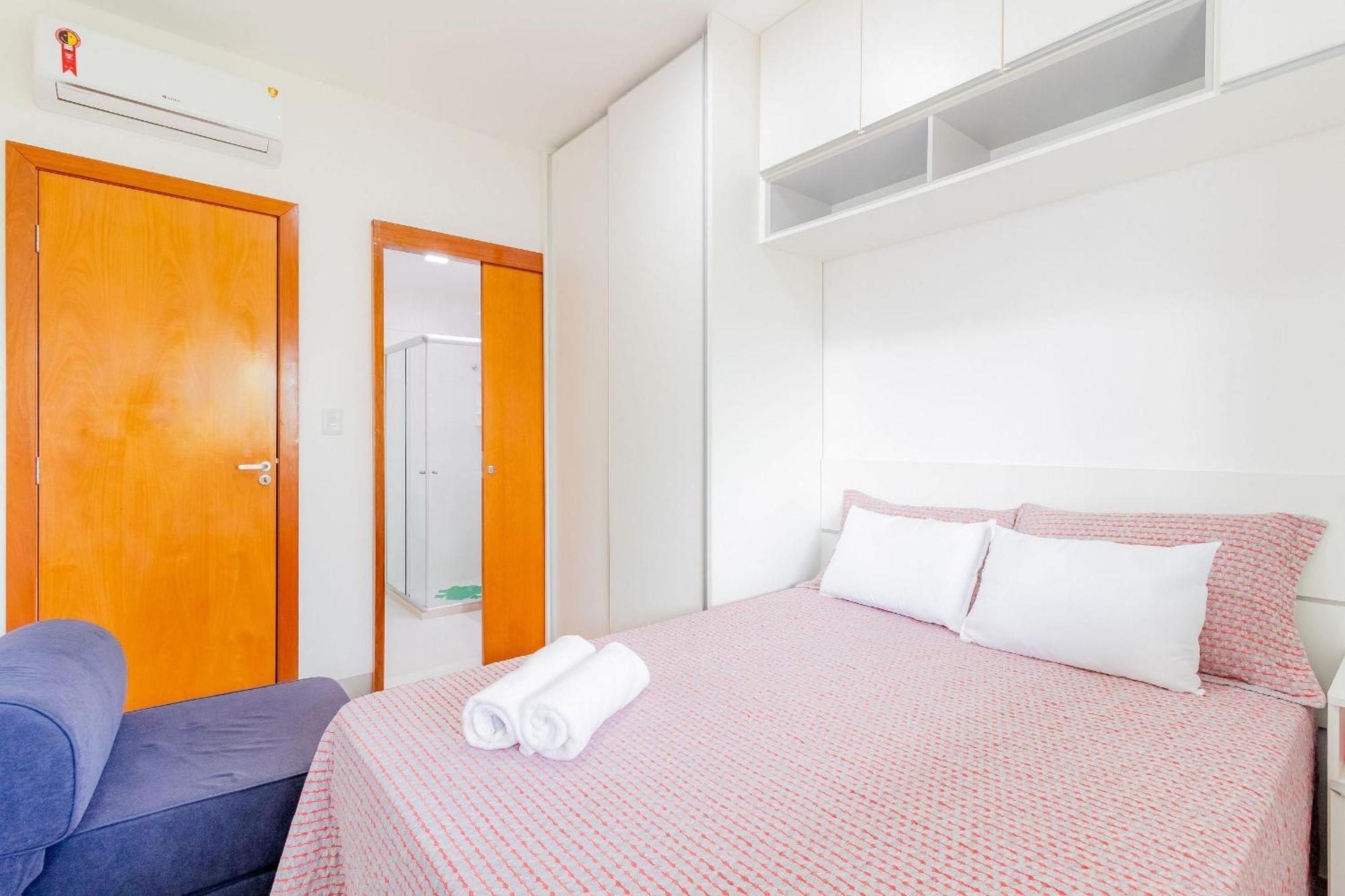 Gb67 Otimo Apartamento 2 Suites - Guarajuba Kültér fotó